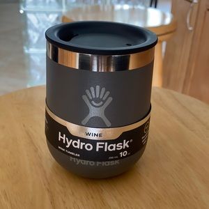 Gray wine tumbler 10 oz.